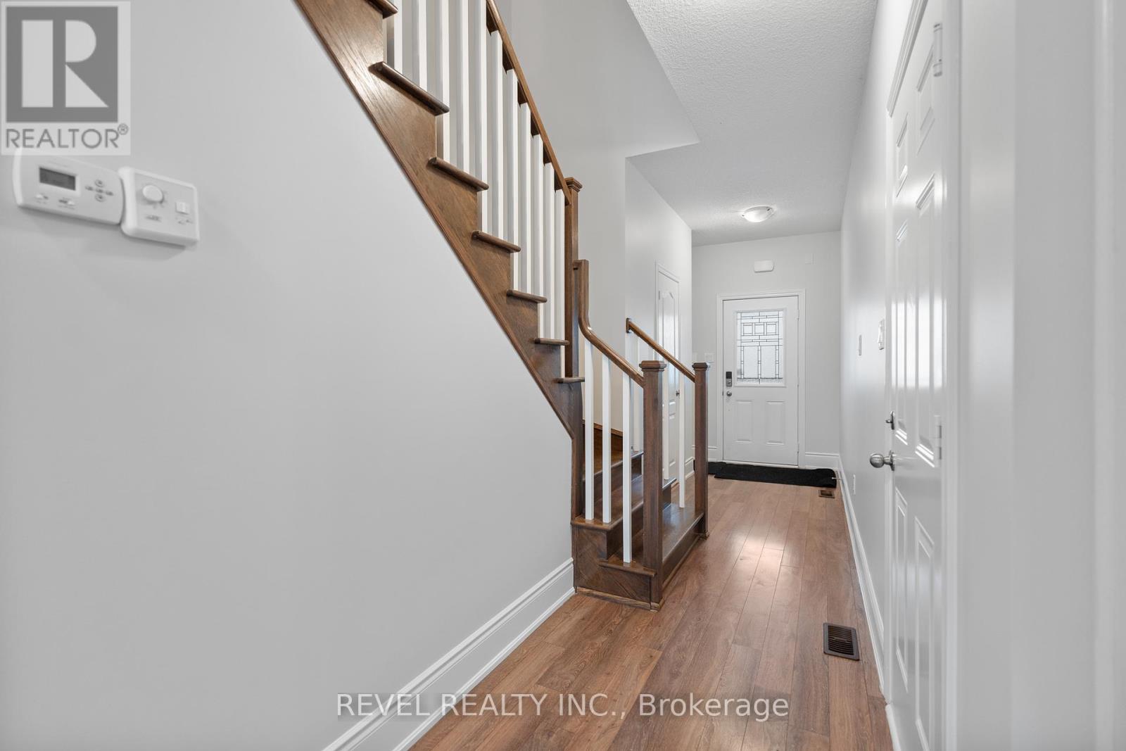 Property at 35 SUNSET WAY image 5