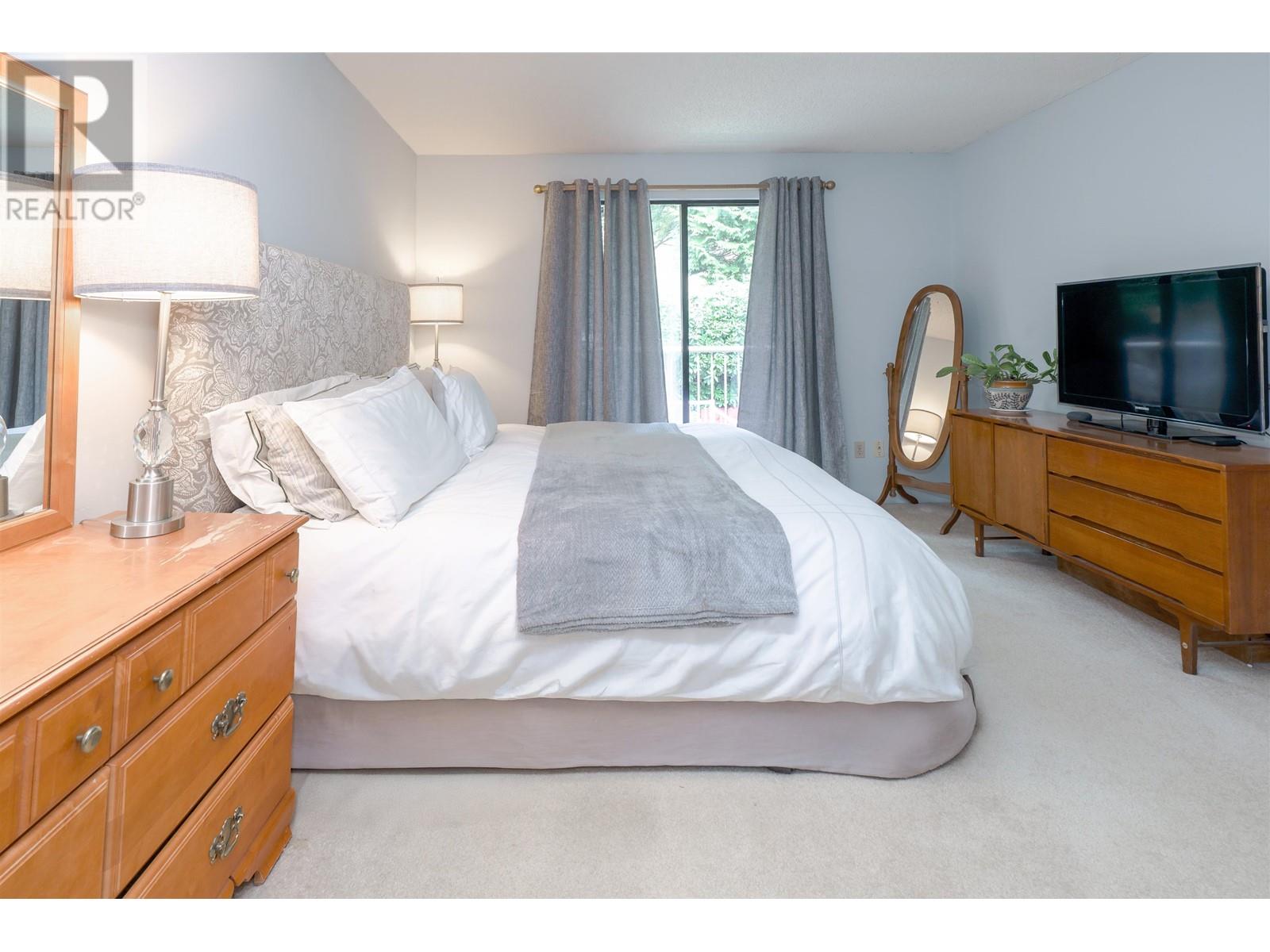 1261 Lansdowne Drive, Coquitlam, British Columbia  V3E 1S6 - Photo 14 - R2984608