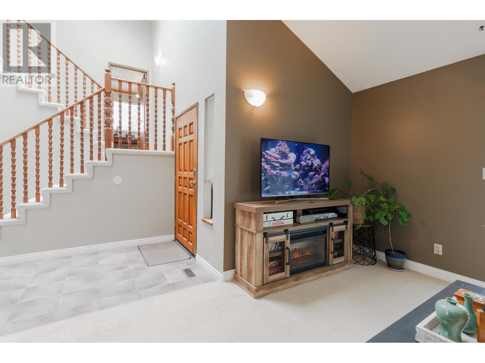 1261 Lansdowne Drive, Coquitlam, British Columbia  V3E 1S6 - Photo 7 - R2984608