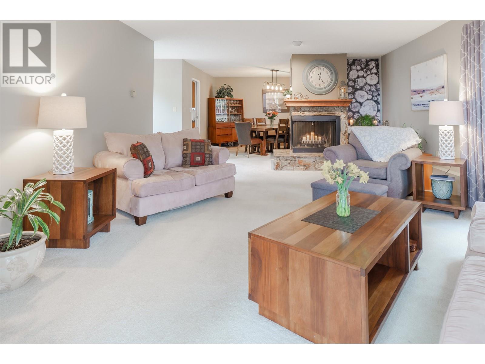 1261 LANSDOWNE DRIVE, coquitlam, British Columbia