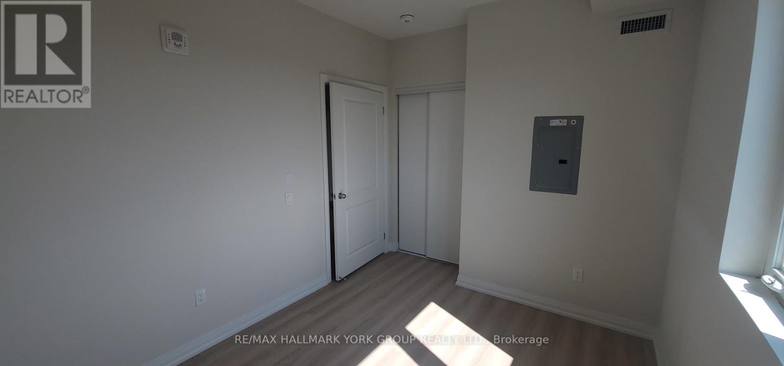 Lp06 - 13042 Yonge Street, Richmond Hill, Ontario  L4E 1N6 - Photo 10 - N12057937