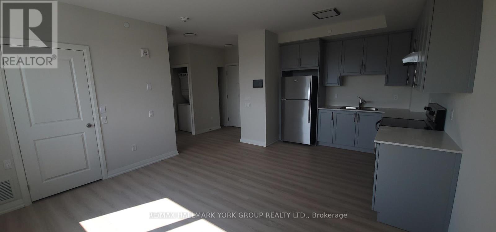 Lp06 - 13042 Yonge Street, Richmond Hill, Ontario  L4E 1N6 - Photo 6 - N12057937