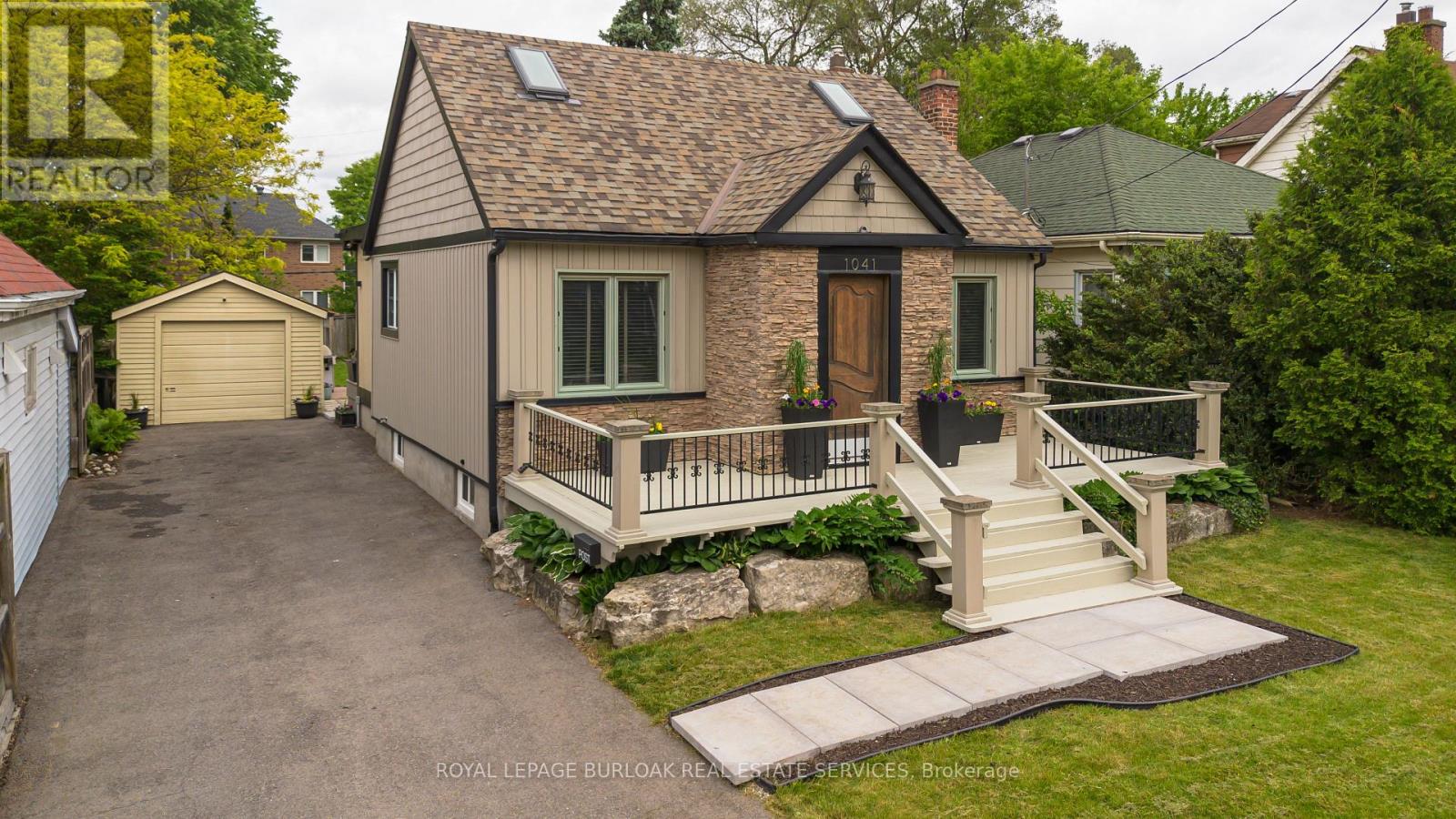 Property at 1041 PLAINS VIEW AVENUE image 2