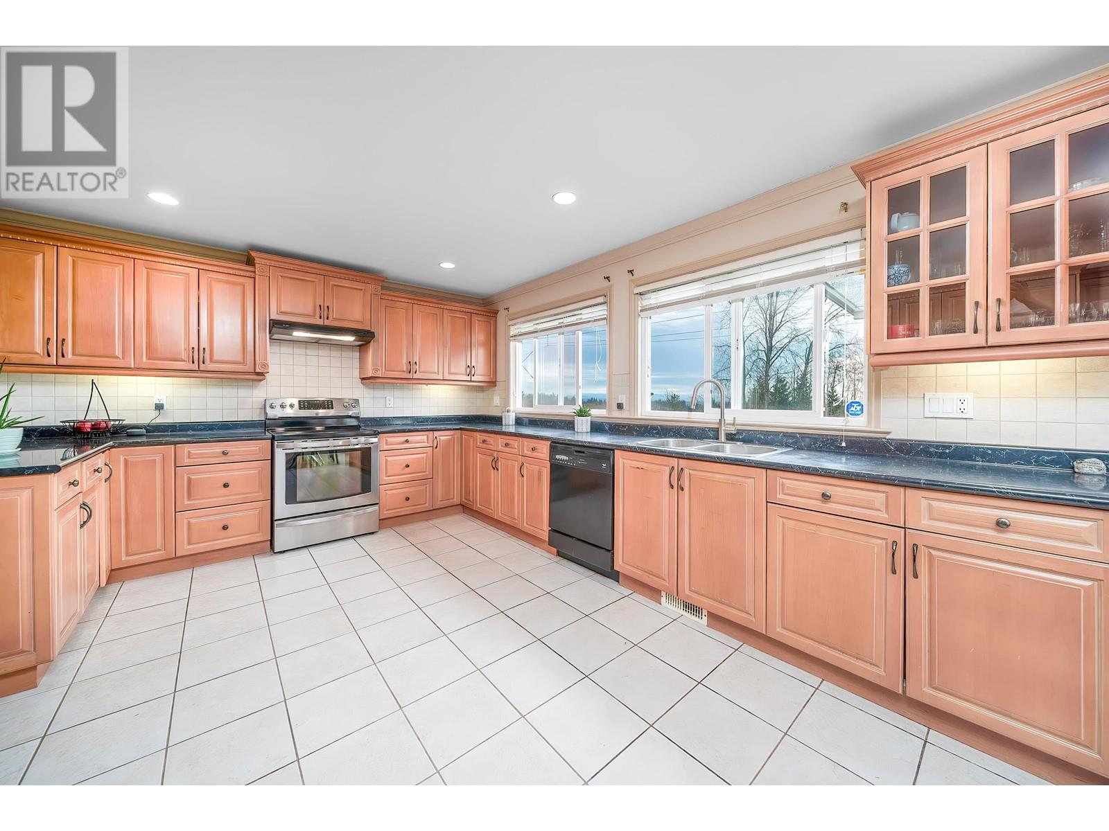 3080 Waddington Place, Coquitlam, British Columbia  V3E 2Y9 - Photo 12 - R2981616