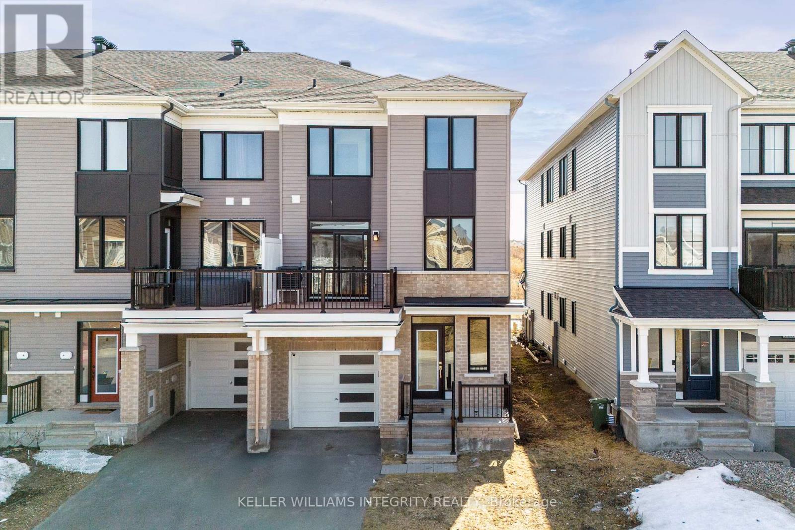 Property at 606 BELLATRIX WALK image 1