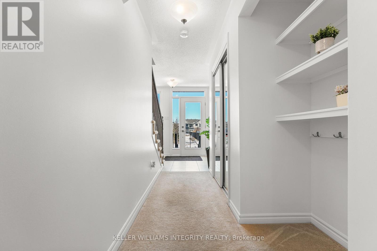 Property at 606 BELLATRIX WALK image 4