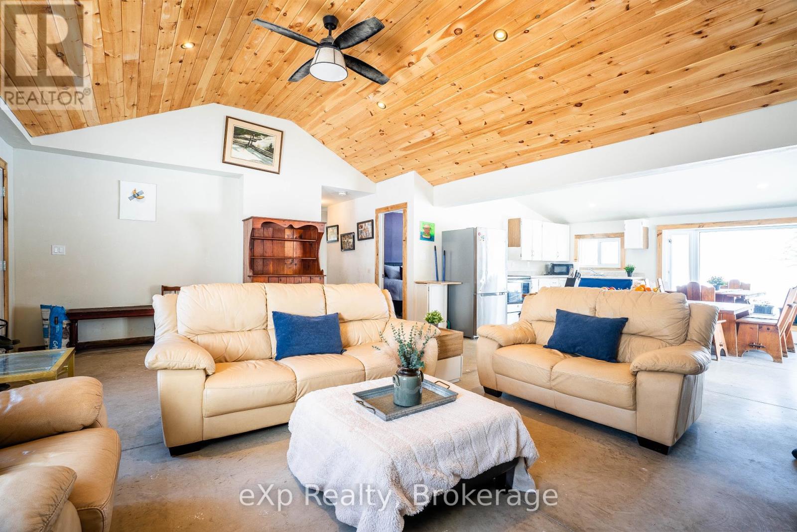 31 Waterview Road, South Bruce Peninsula, Ontario  N0H 1X0 - Photo 15 - X12057961