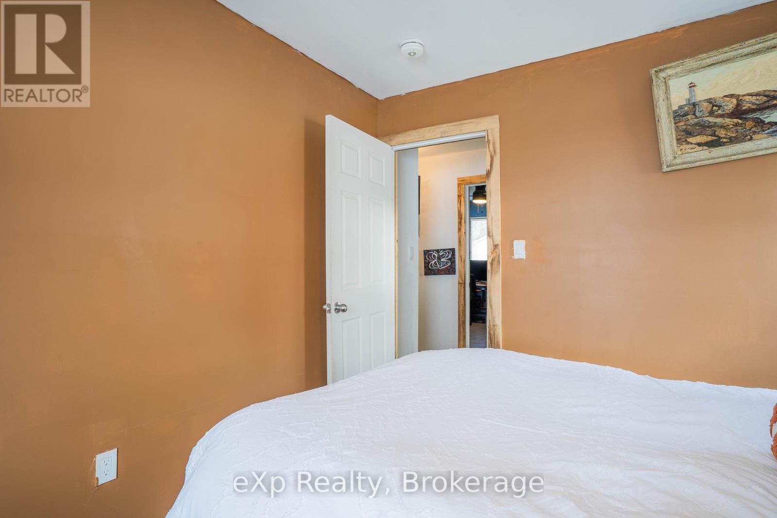 31 Waterview Road, South Bruce Peninsula, Ontario  N0H 1X0 - Photo 18 - X12057961