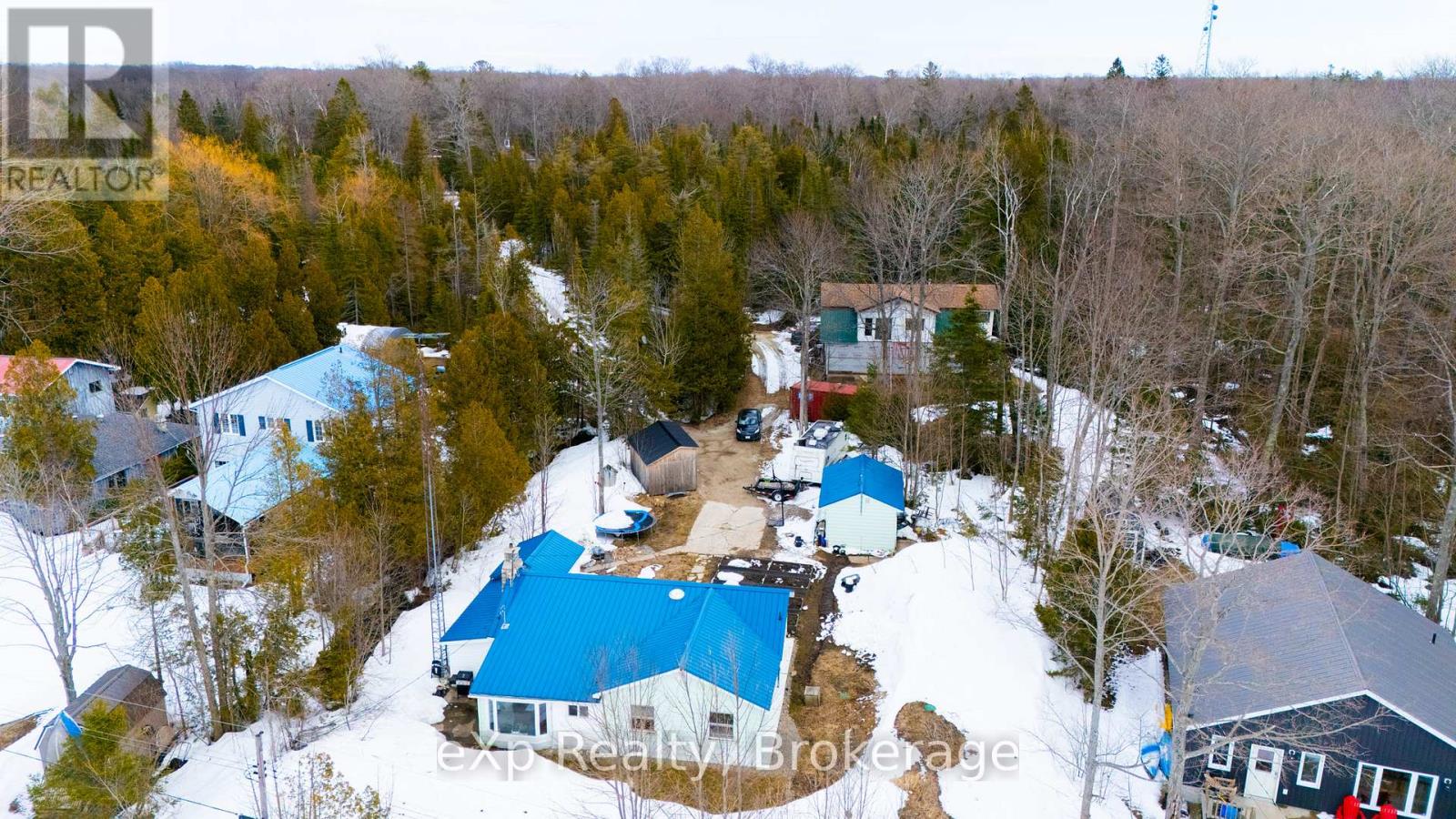 31 Waterview Road, South Bruce Peninsula, Ontario  N0H 1X0 - Photo 8 - X12057961
