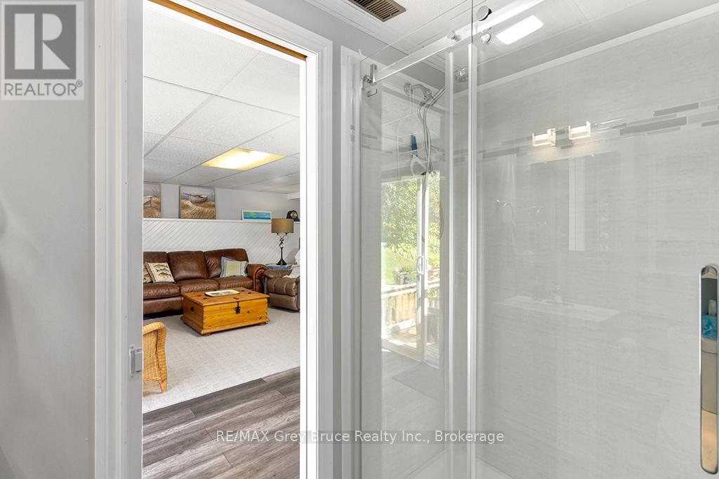 699 20th Street W, Owen Sound, Ontario  N4K 4E1 - Photo 41 - X12057969