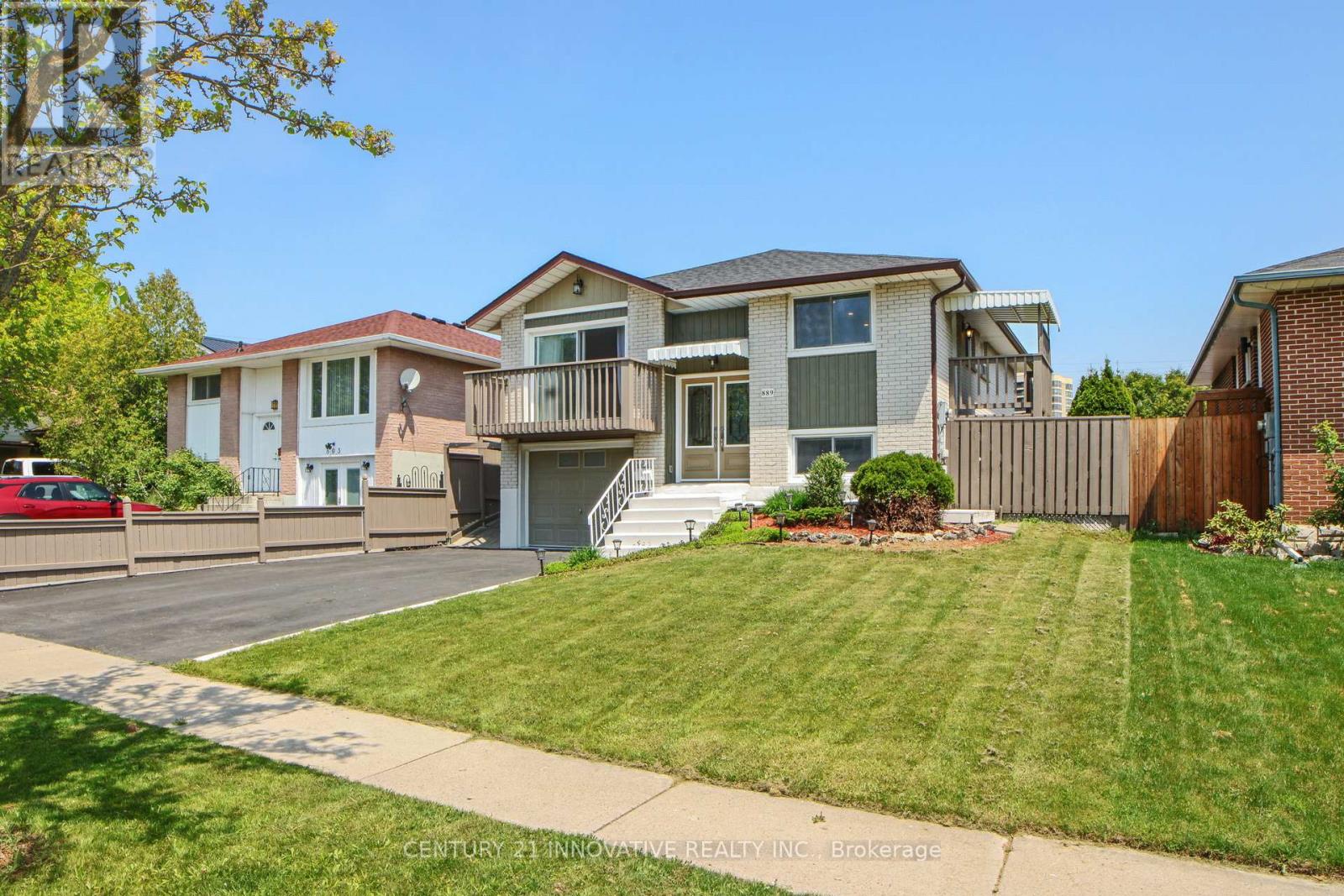 Property at 889 CARNABY CRESCENT image 3