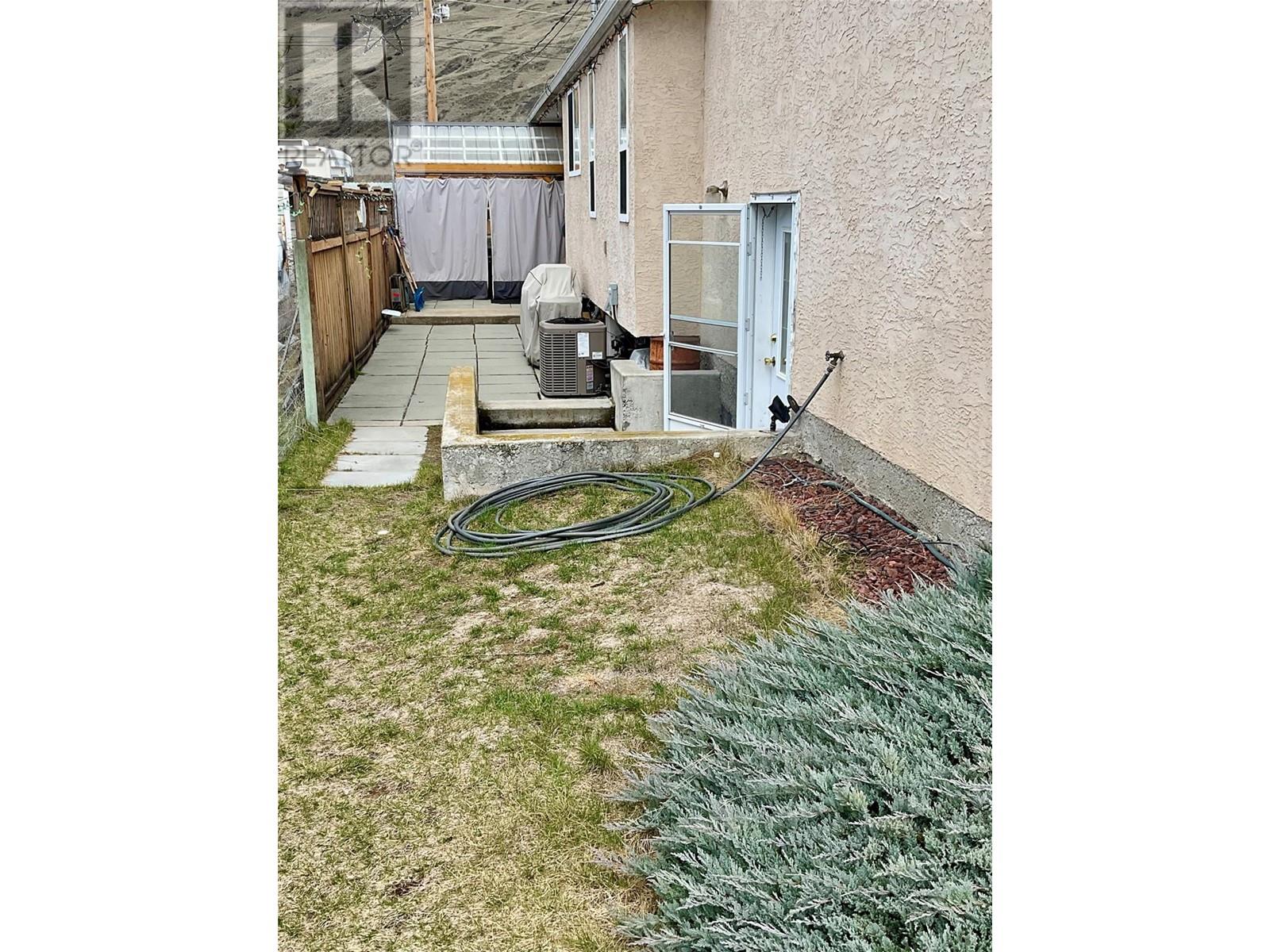 681 Dawson Street, Midway, British Columbia  V0H 1M0 - Photo 13 - 10334355
