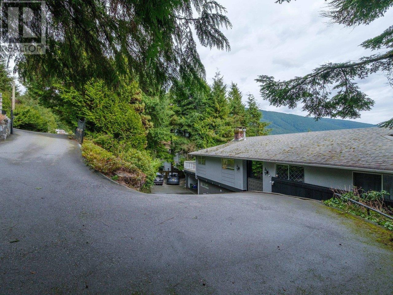 530 St. Andrews Road, West Vancouver, British Columbia  V7S 1V2 - Photo 12 - R2985033