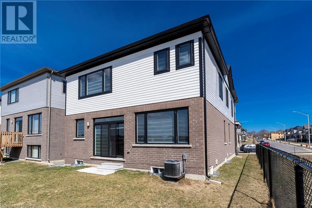 55 Yale Drive, Hamilton, Ontario  L0R 1W0 - Photo 27 - 40713125