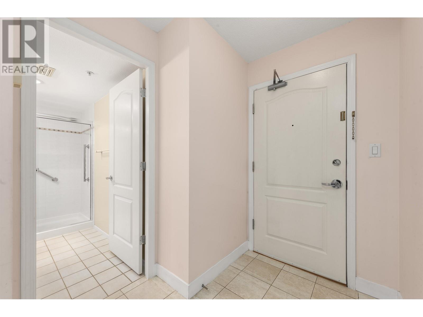 306 6622 Southoaks Crescent, Burnaby, British Columbia  V5E 4K2 - Photo 23 - R2985097