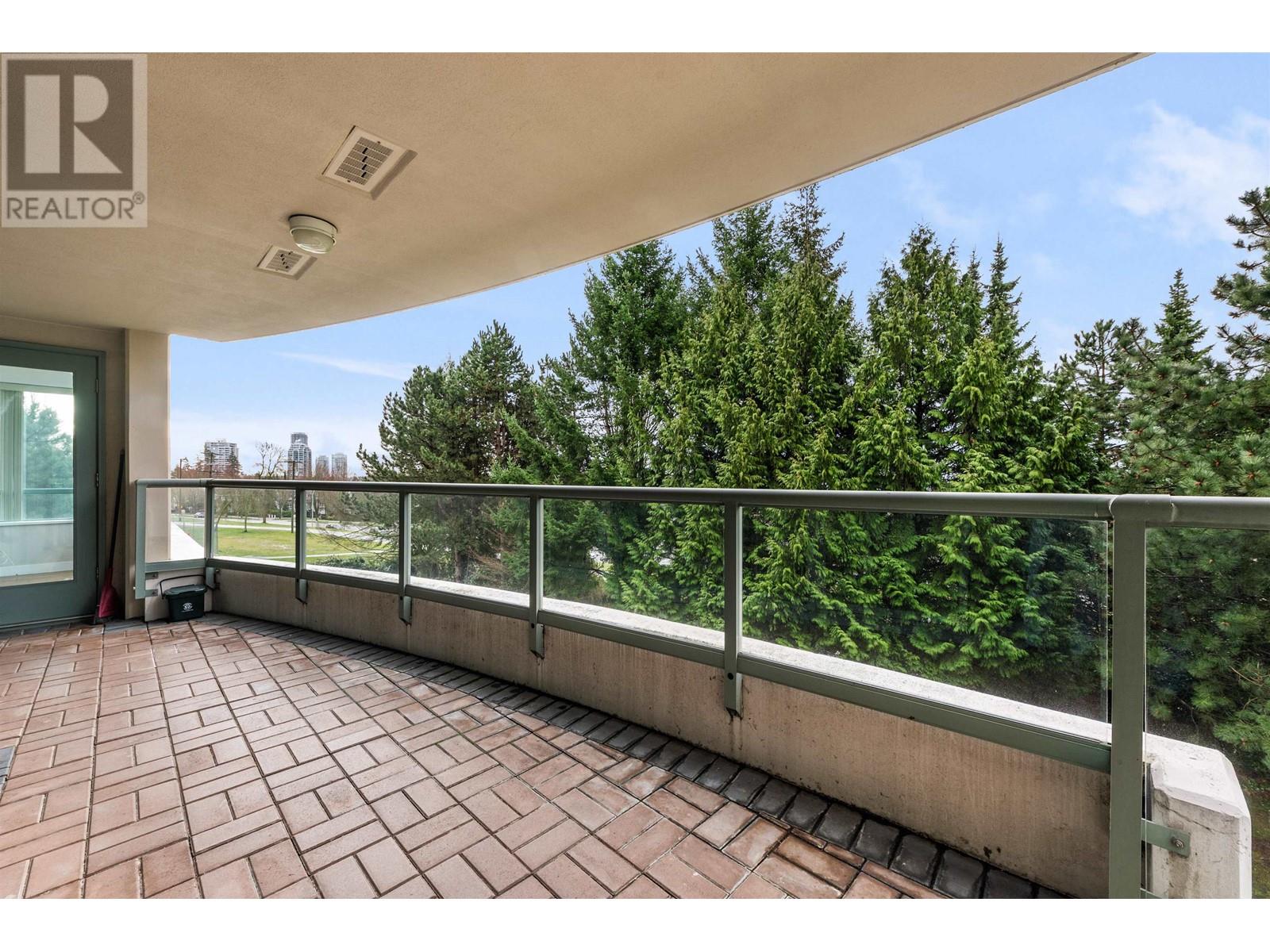 306 6622 Southoaks Crescent, Burnaby, British Columbia  V5E 4K2 - Photo 27 - R2985097
