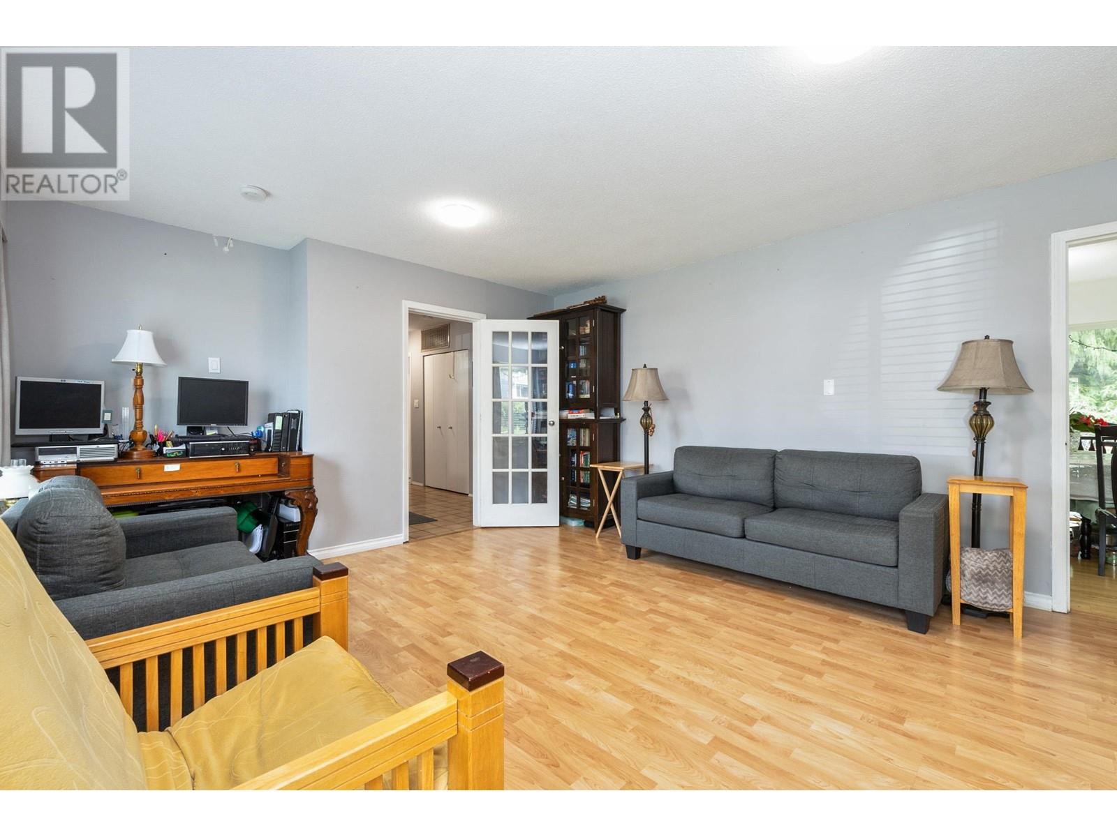 Property at 22914 STOREY AVENUE image 5