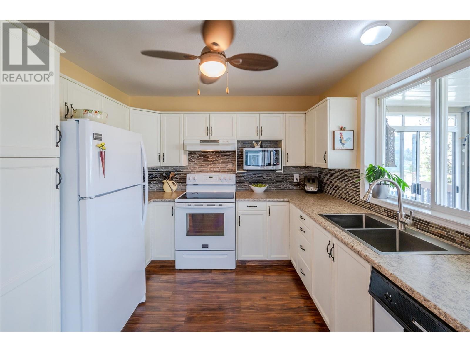 Property at 7110 Hespeler Road Unit# 6 image 5
