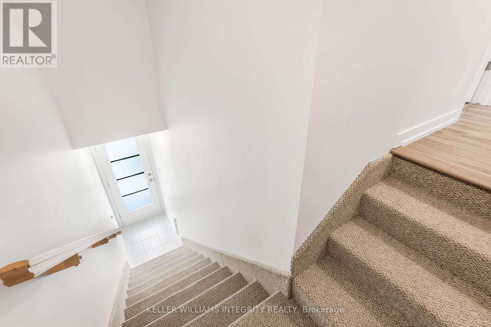 Property at 212 - 290 MASTERS LANE image 4