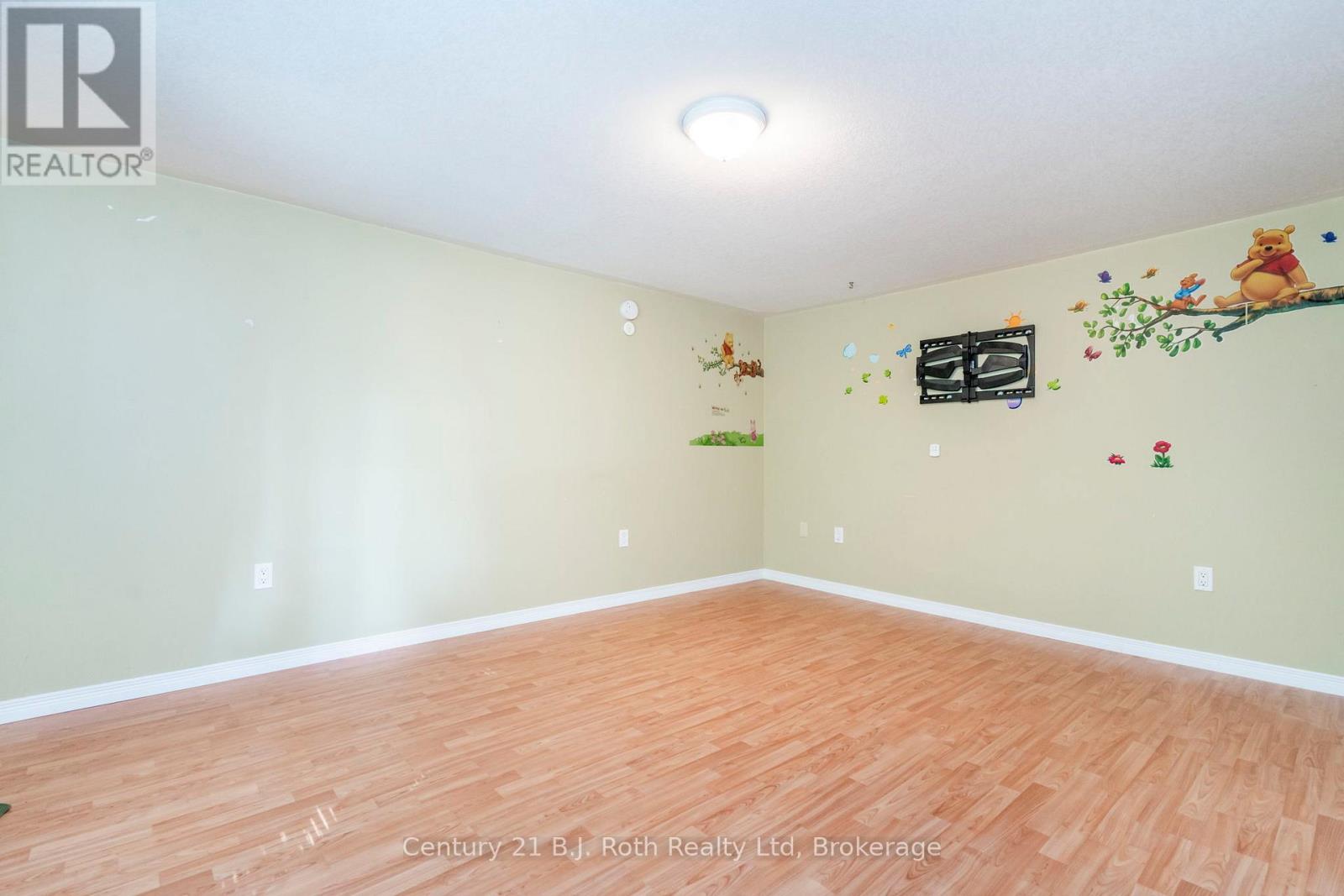 326 Lafontaine Road W, Tiny, Ontario  L9M 0H1 - Photo 18 - S12058010
