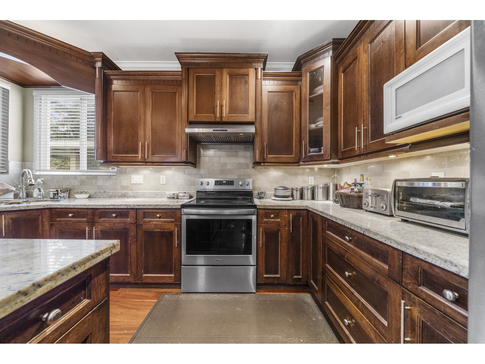 14777 57 Avenue, Surrey, British Columbia  V3S 2W1 - Photo 7 - R2985506