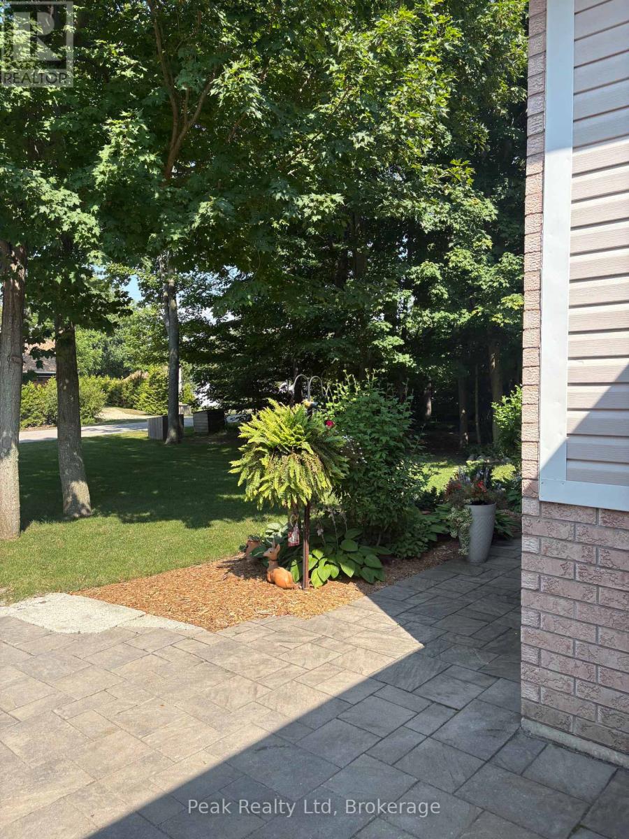 205 Birch Crescent, Huron-Kinloss, Ontario  N0G 2R0 - Photo 2 - X12052651