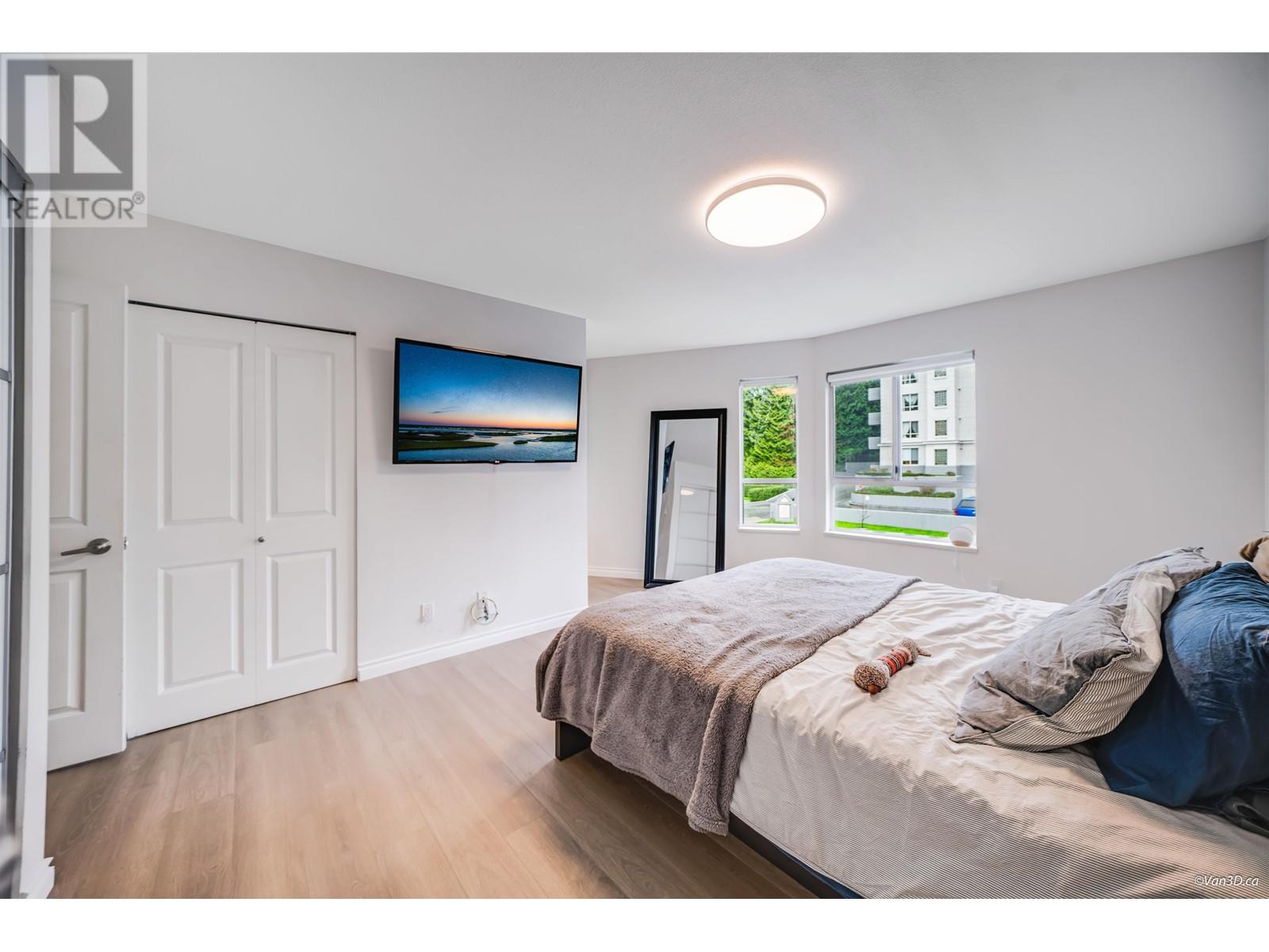 301 525 Austin Avenue, Coquitlam, British Columbia  V3K 3M6 - Photo 18 - R2983801
