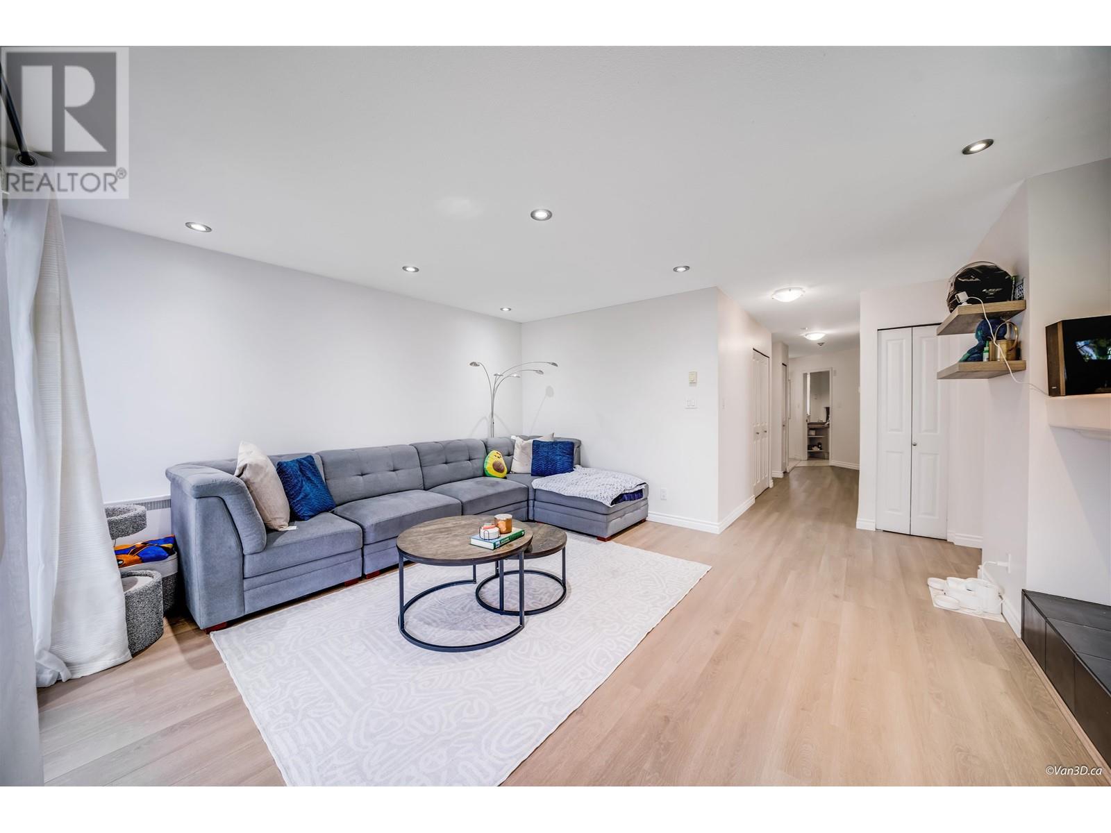 301 525 Austin Avenue, Coquitlam, British Columbia  V3K 3M6 - Photo 7 - R2983801