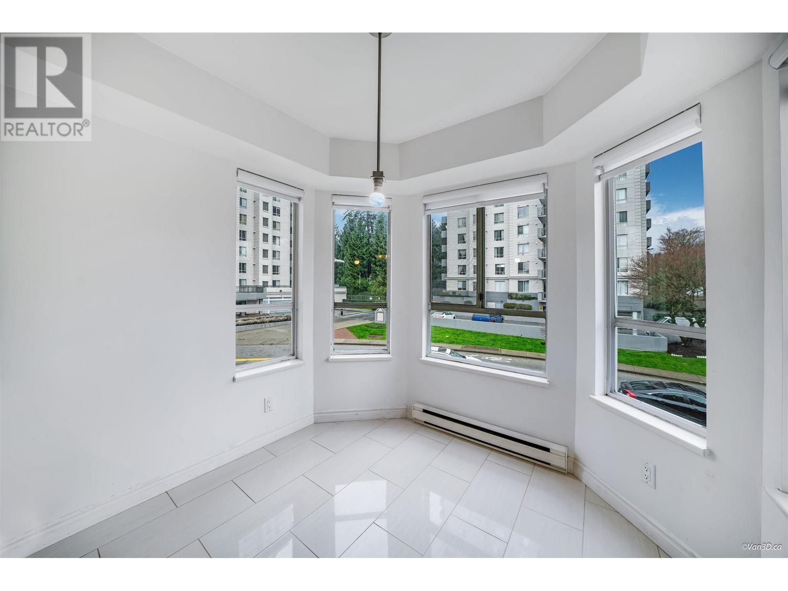 301 525 Austin Avenue, Coquitlam, British Columbia  V3K 3M6 - Photo 13 - R2983801