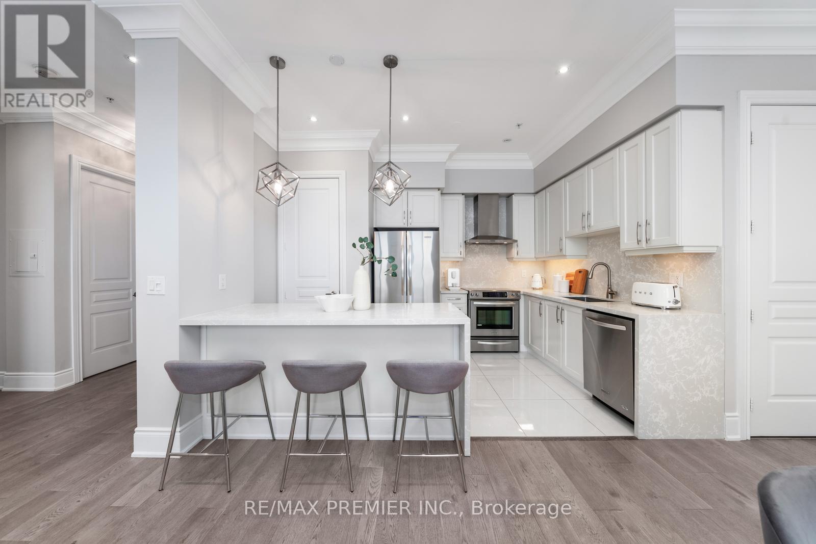 Property at PH06 - 9255 JANE STREET image 1