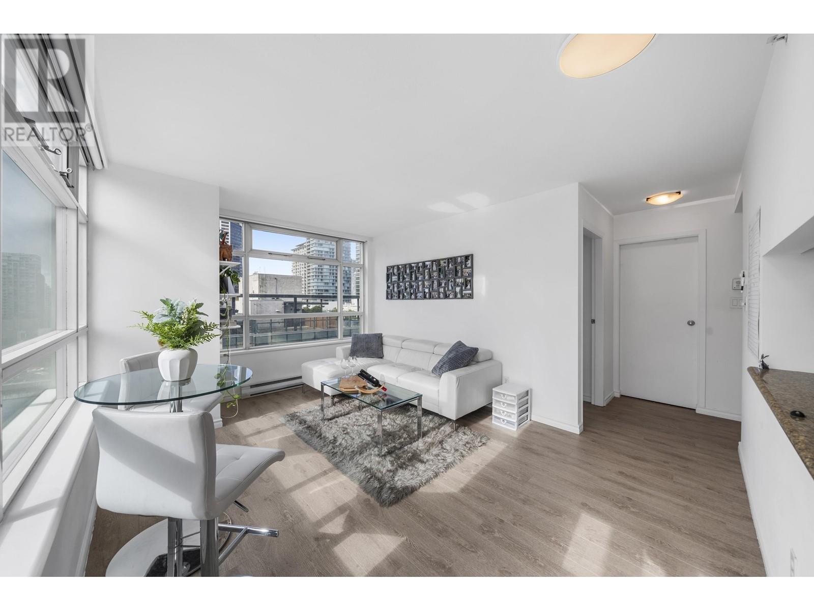 1709 438 Seymour Street, Vancouver, British Columbia  V6B 6H4 - Photo 3 - R2985253