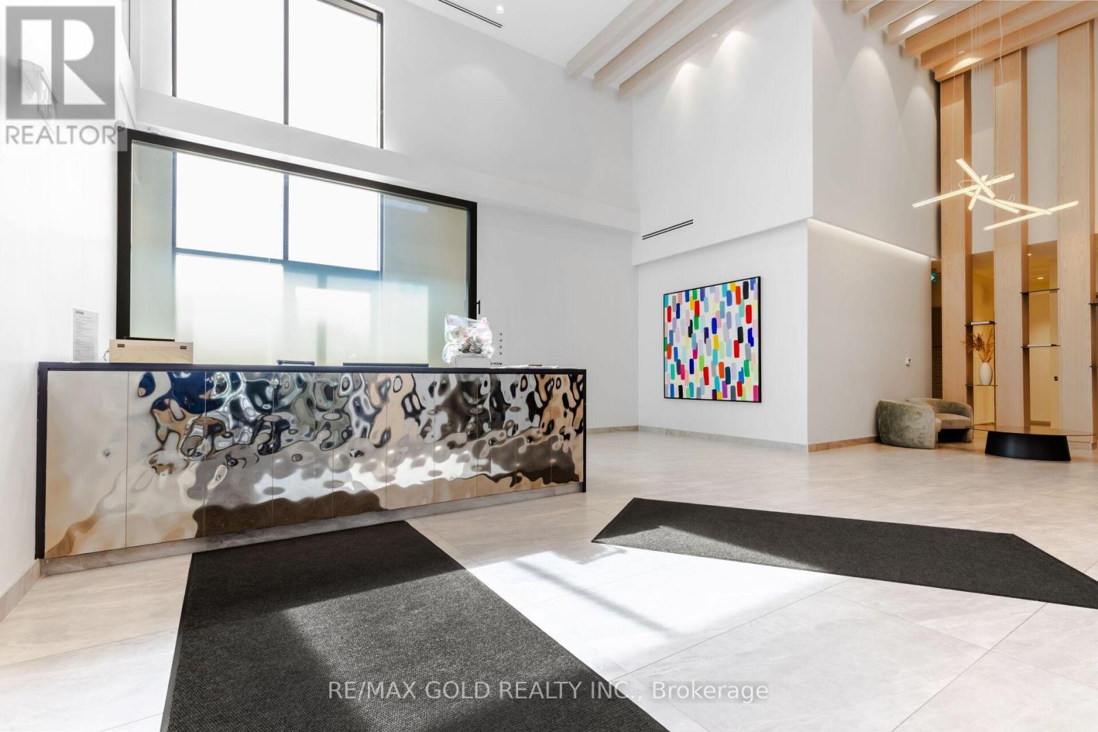 716 - 86 Dundas Street E, Mississauga, Ontario  L5A 0B1 - Photo 4 - W12058014