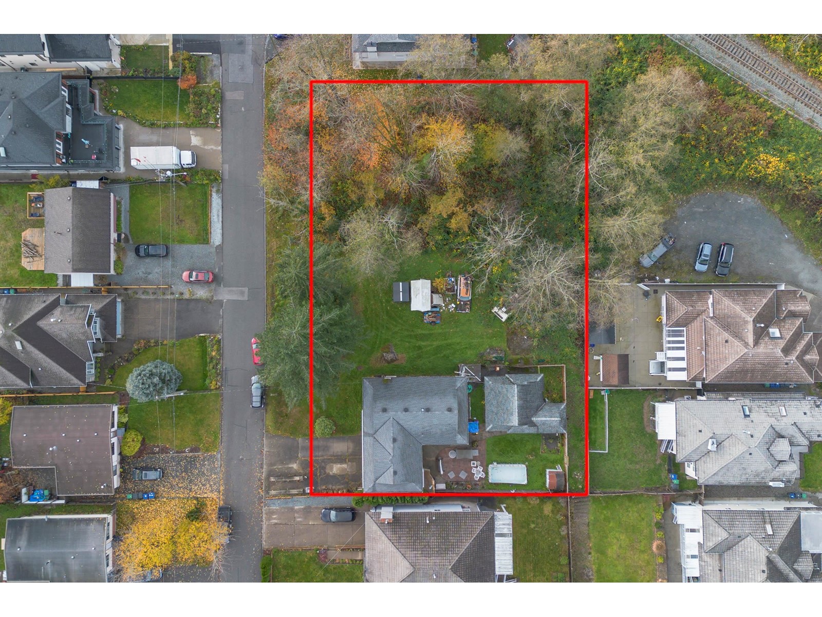 Property at 11961 97A AVENUE image 1