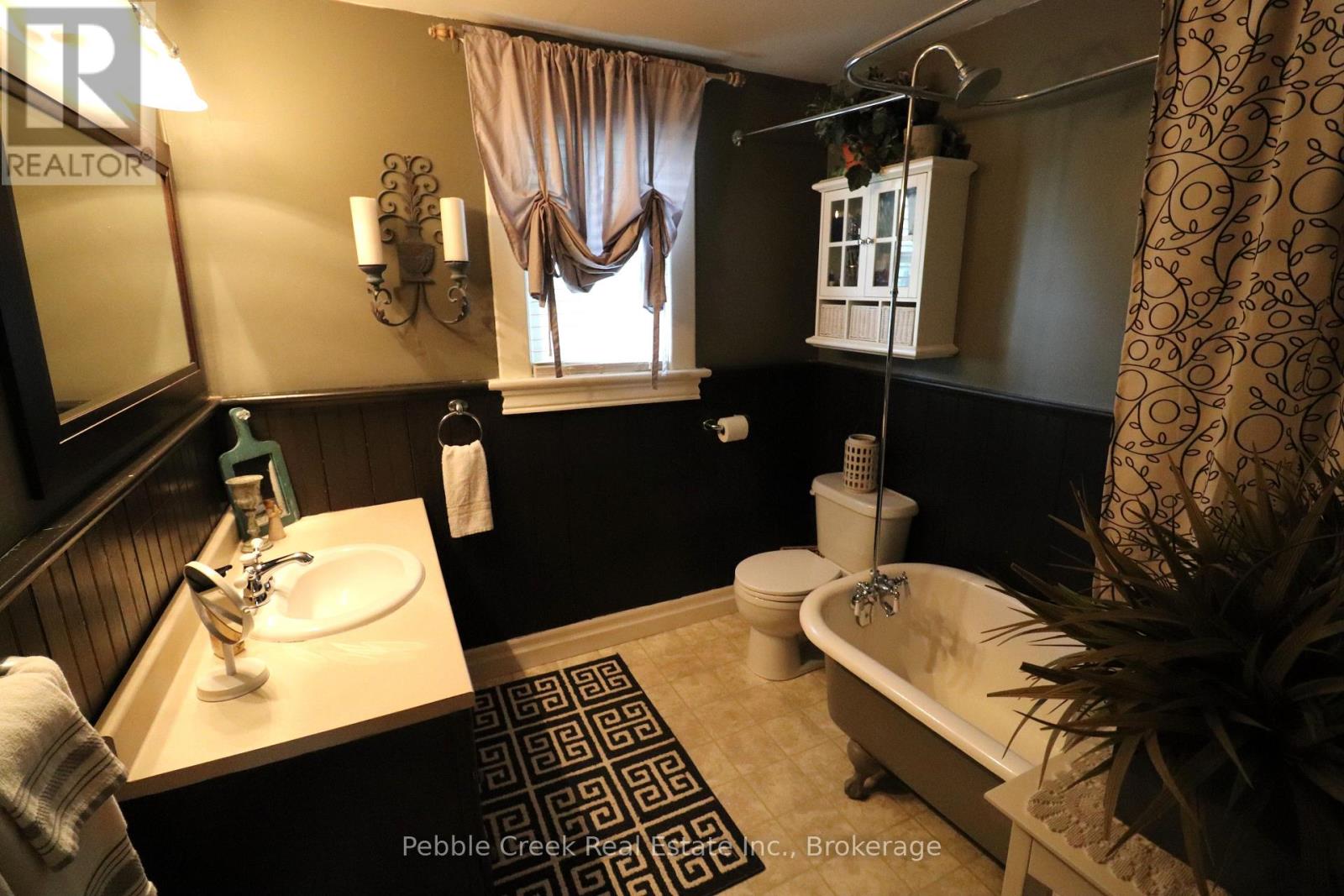 172 St David Street, Goderich, Ontario  N7A 1L8 - Photo 25 - X12058072