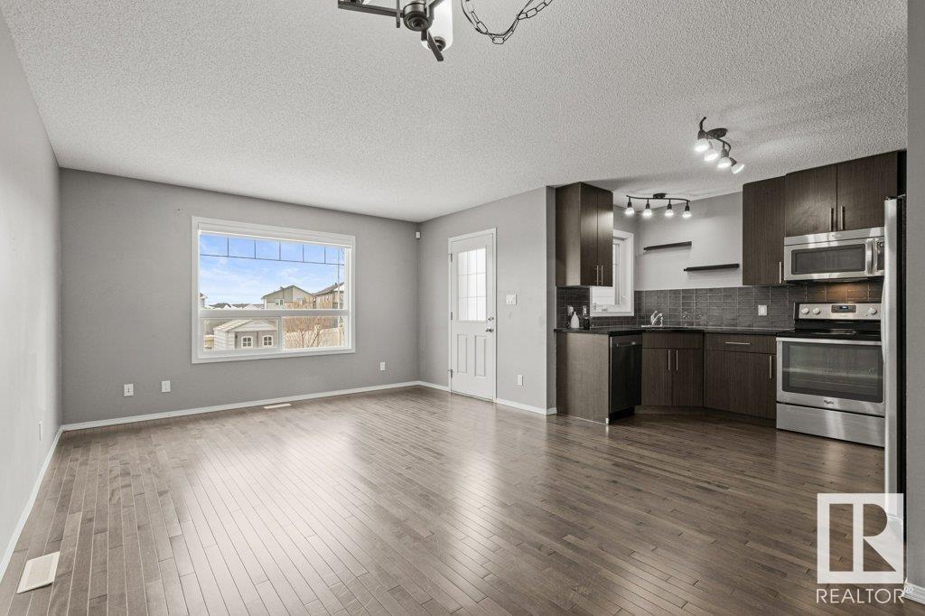 Property at 16817 51 ST NW image 1