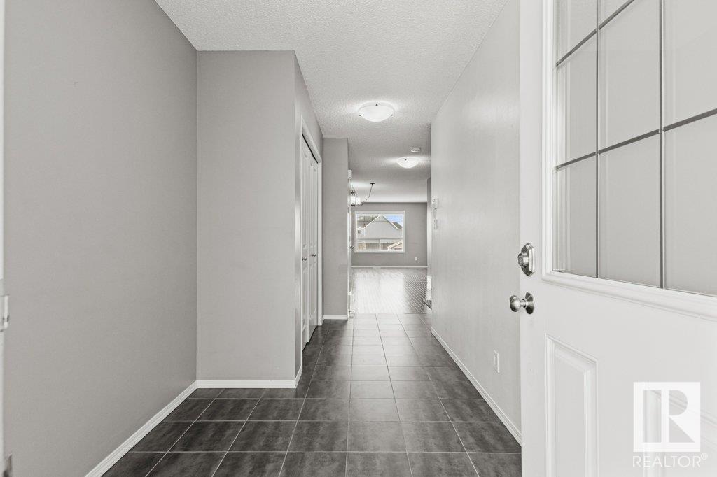 16817 51 St Nw, Edmonton, Alberta  T5Y 0R8 - Photo 4 - E4428677