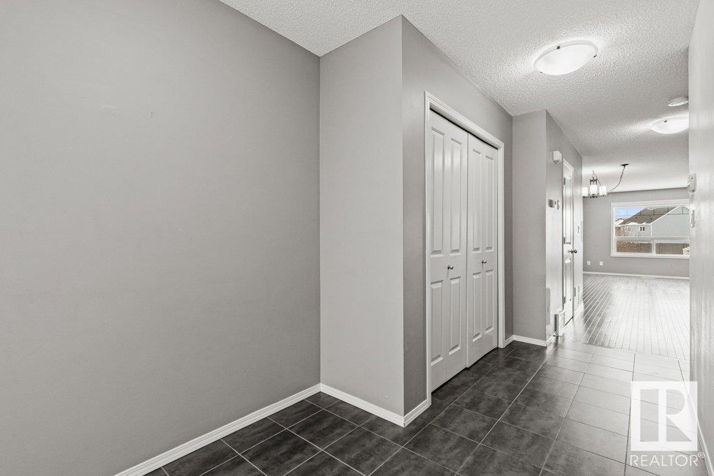 16817 51 St Nw, Edmonton, Alberta  T5Y 0R8 - Photo 6 - E4428677