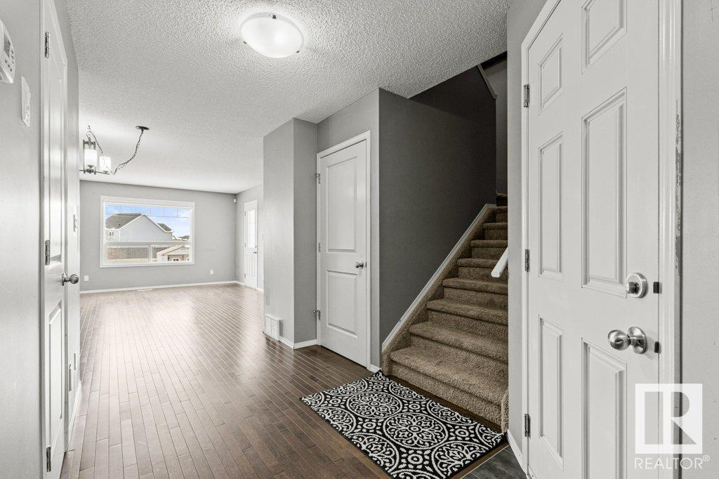 16817 51 St Nw, Edmonton, Alberta  T5Y 0R8 - Photo 8 - E4428677