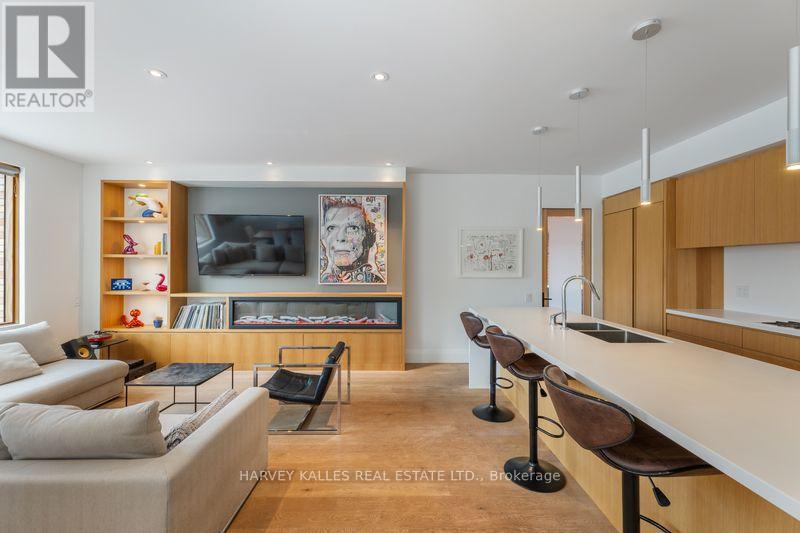 Property at B - 34 COULSON AVENUE image 3