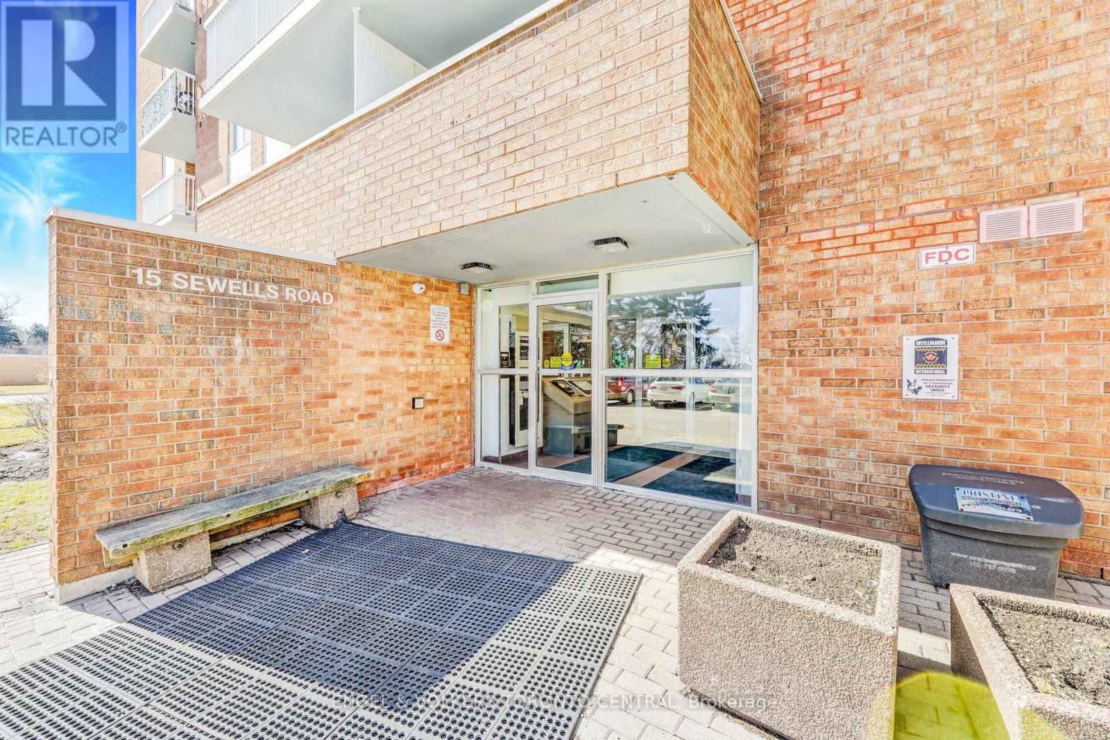 Property at 207 - 15 SEWELLS ROAD image 3