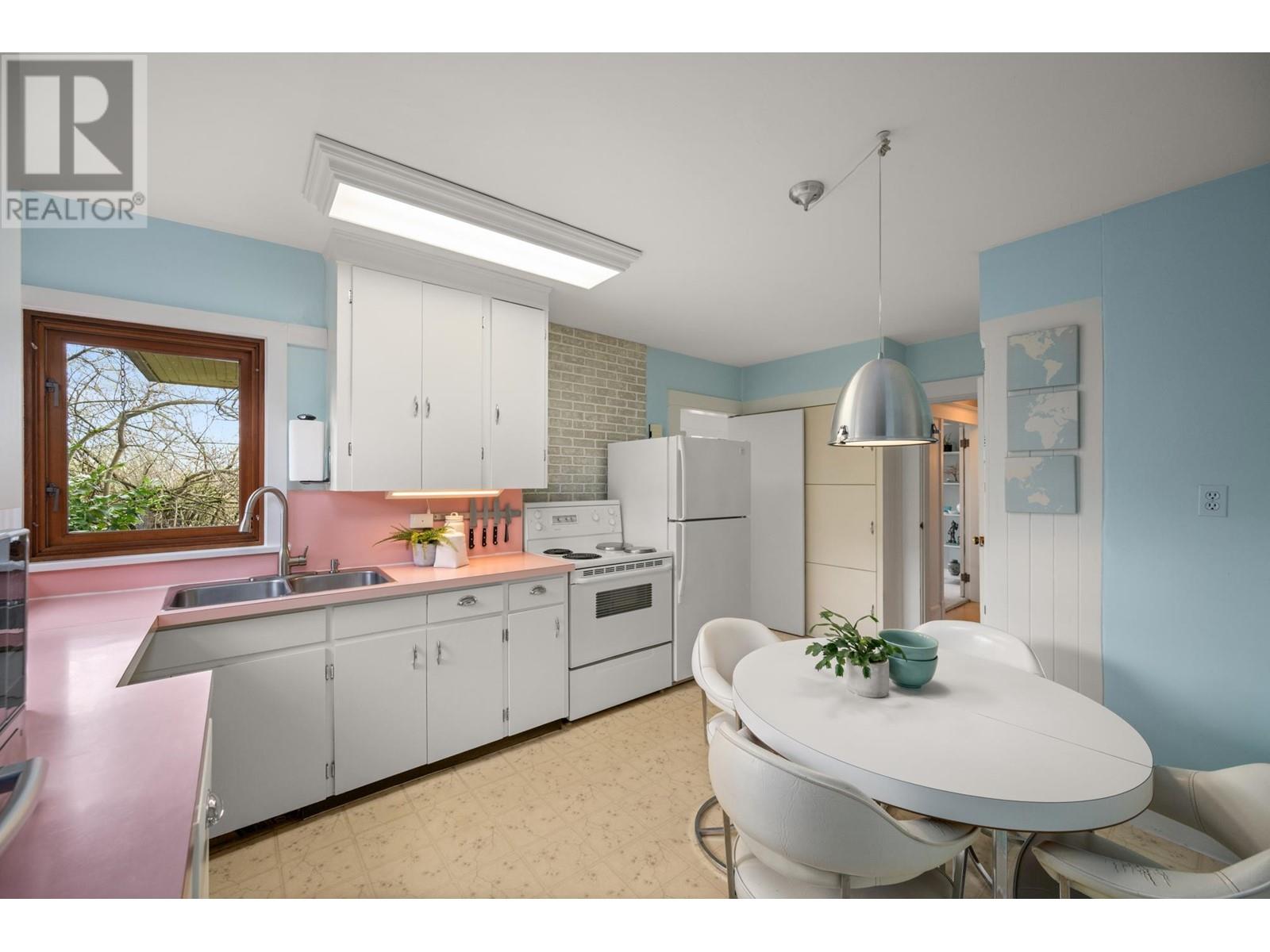 1929 Eighth Avenue, New Westminster, British Columbia  V3M 2T2 - Photo 27 - R2985435