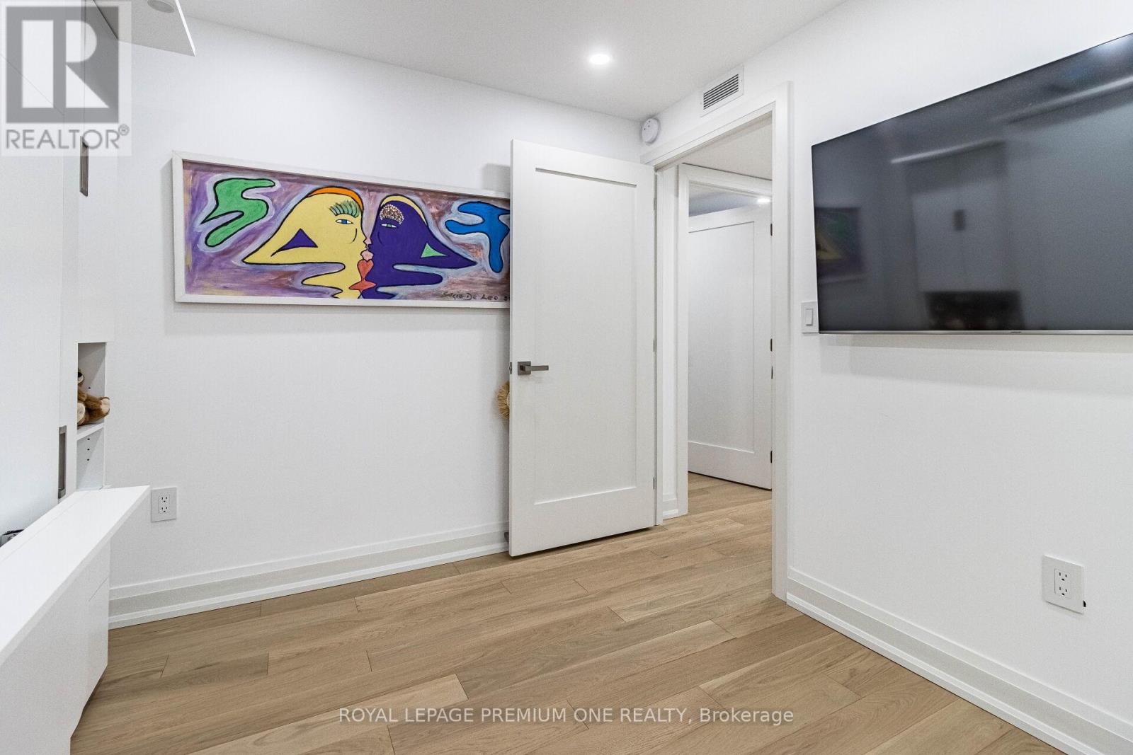 207 - 100 Arbors Lane, Vaughan, Ontario  L4L 7G4 - Photo 37 - N12058051