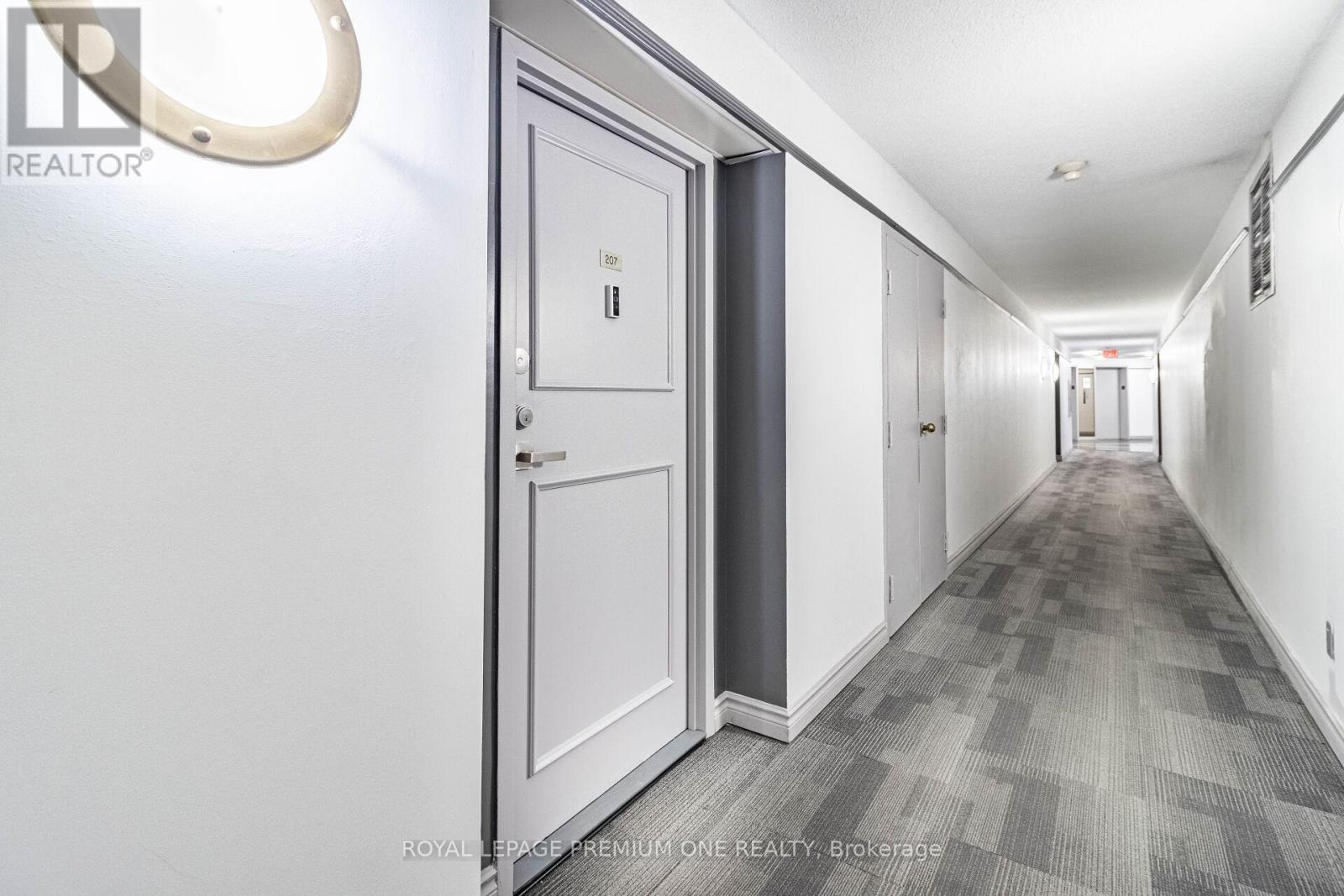 207 - 100 Arbors Lane, Vaughan, Ontario  L4L 7G4 - Photo 7 - N12058051