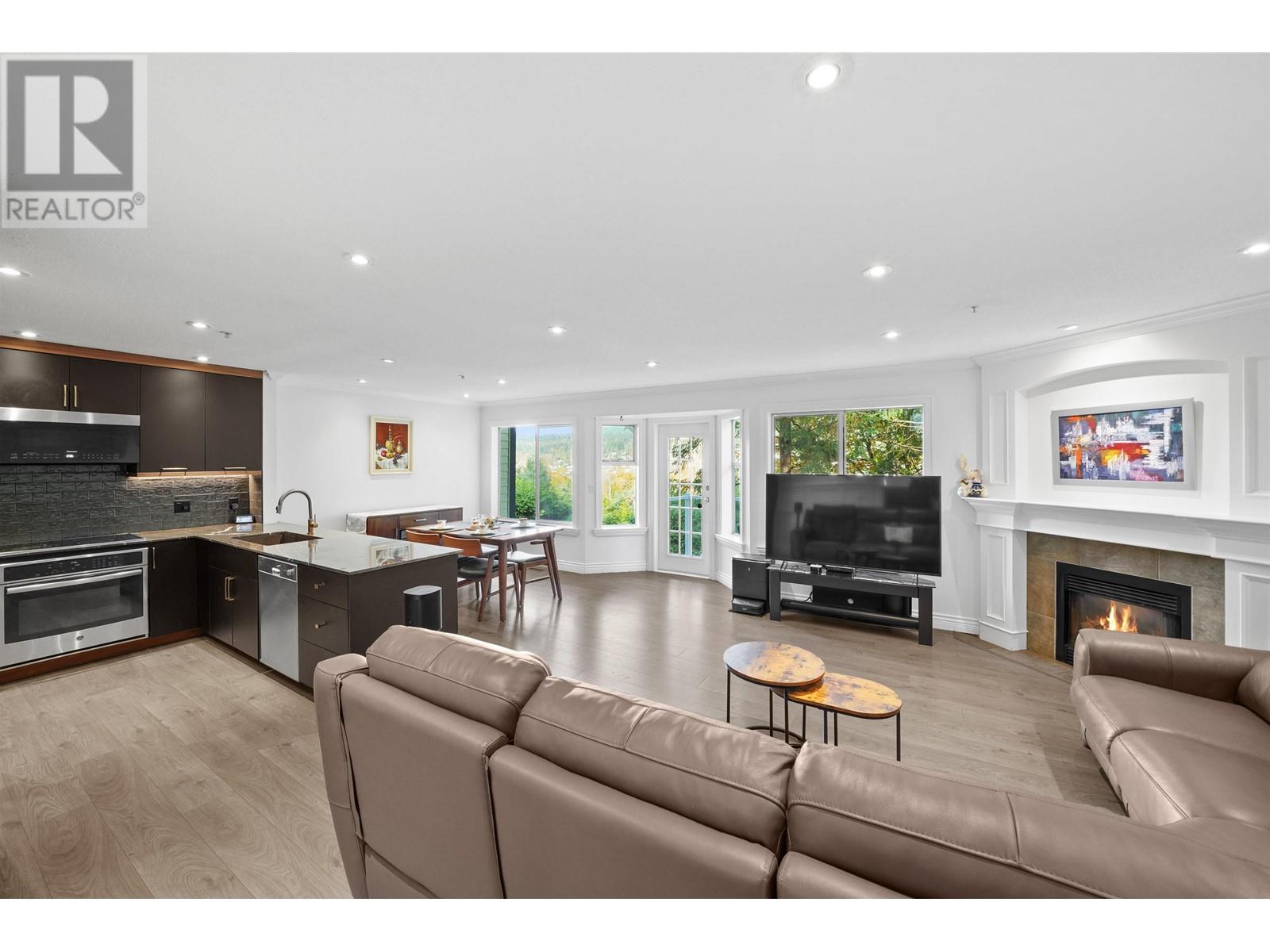 18 1560 Prince Street, Port Moody, British Columbia  V3H 3W8 - Photo 12 - R2985369