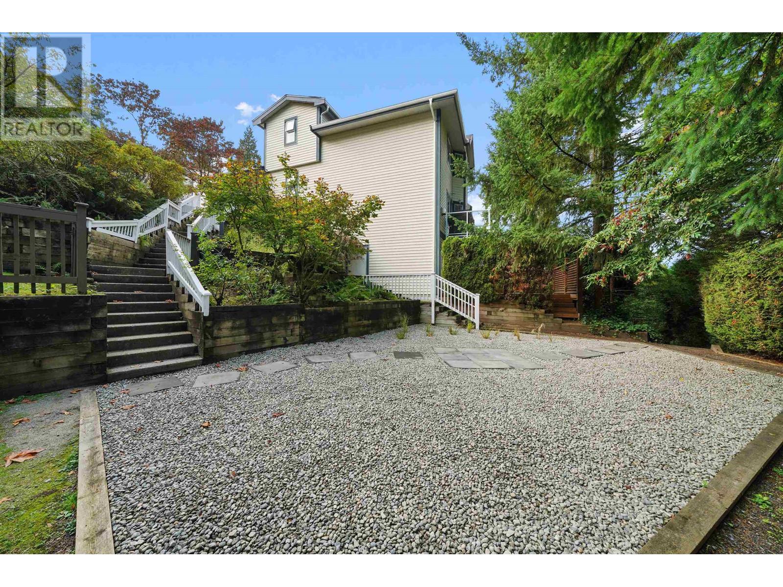 18 1560 Prince Street, Port Moody, British Columbia  V3H 3W8 - Photo 38 - R2985369