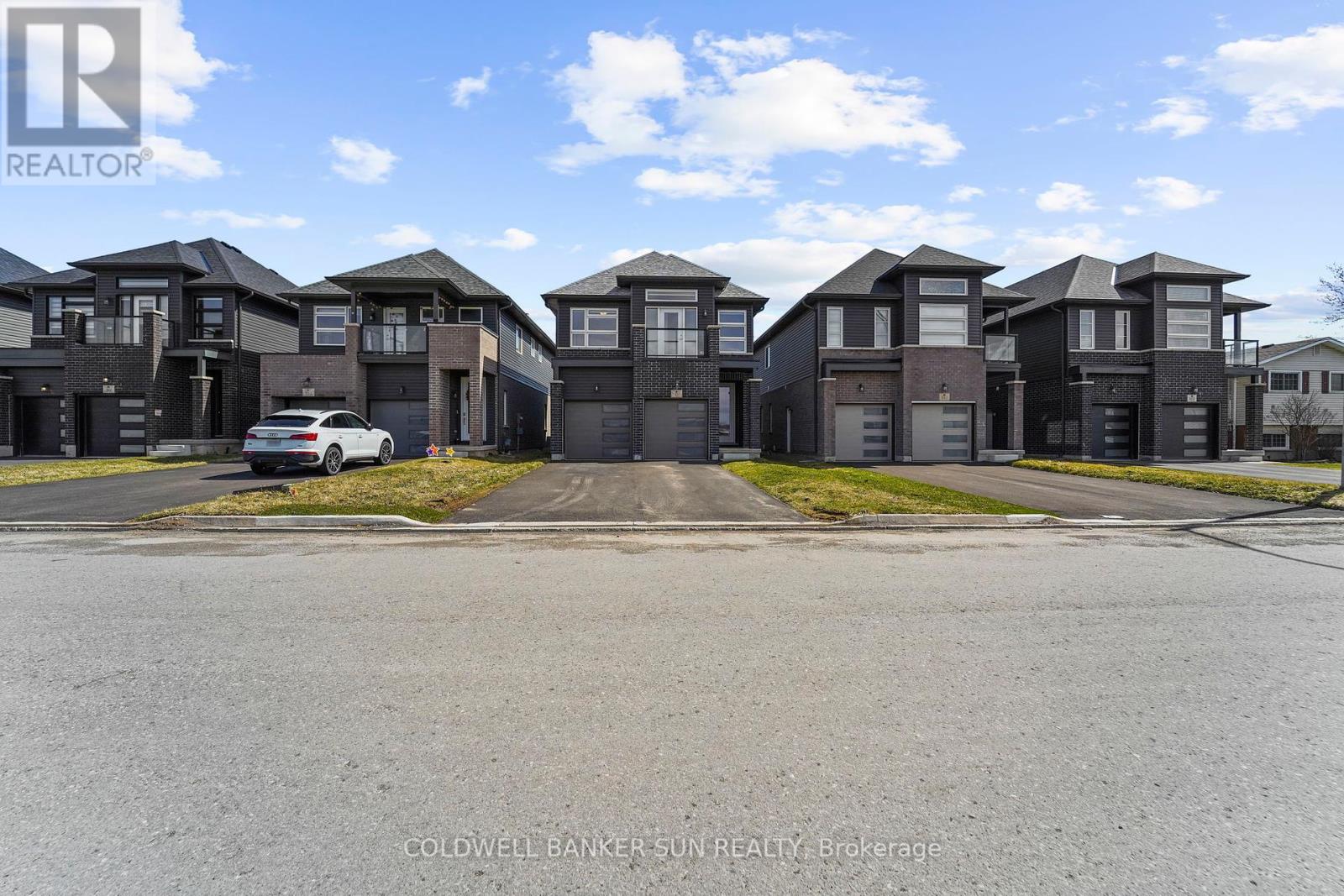 Property at 107 LOUISE STREET image 3
