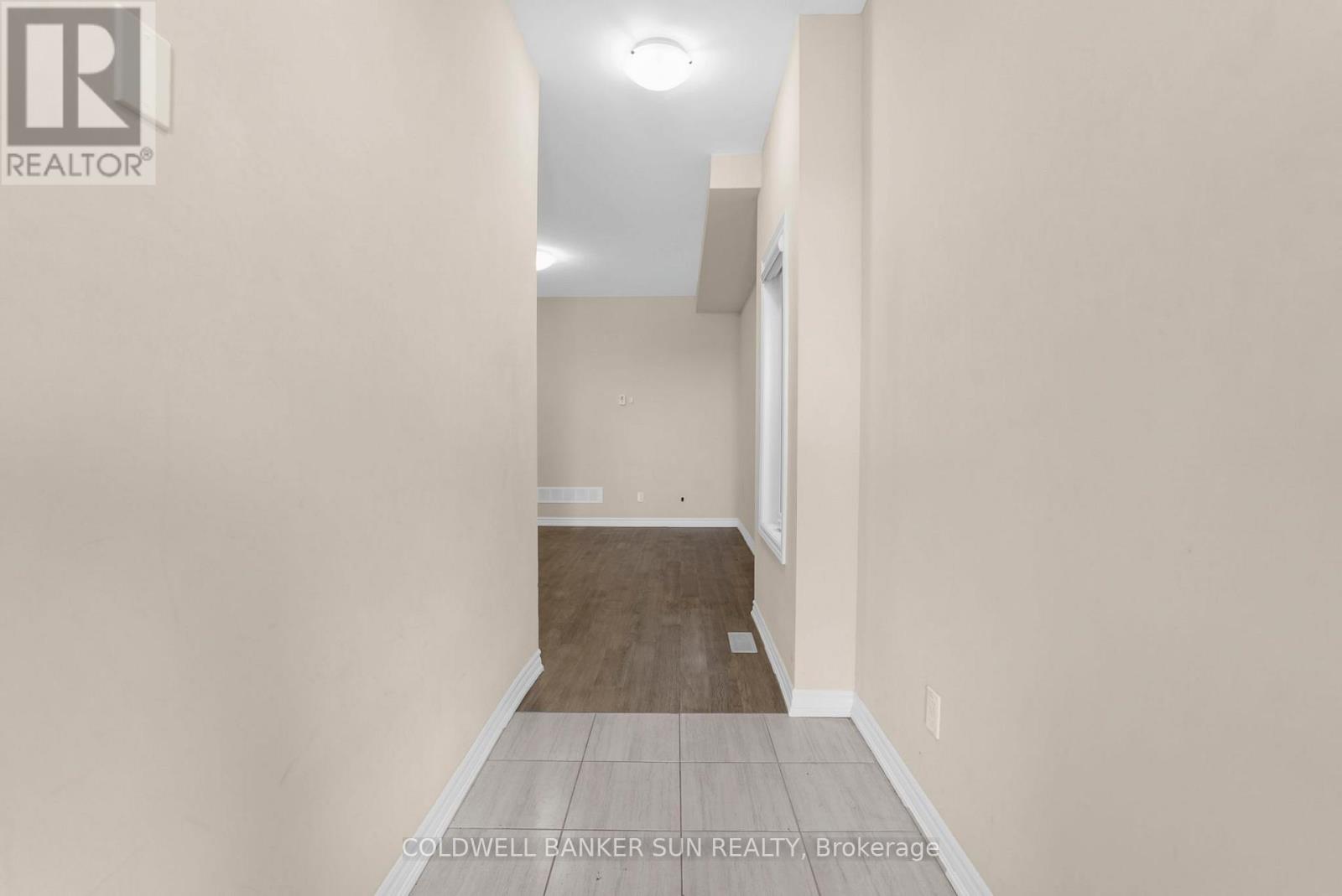 Property at 107 LOUISE STREET image 4