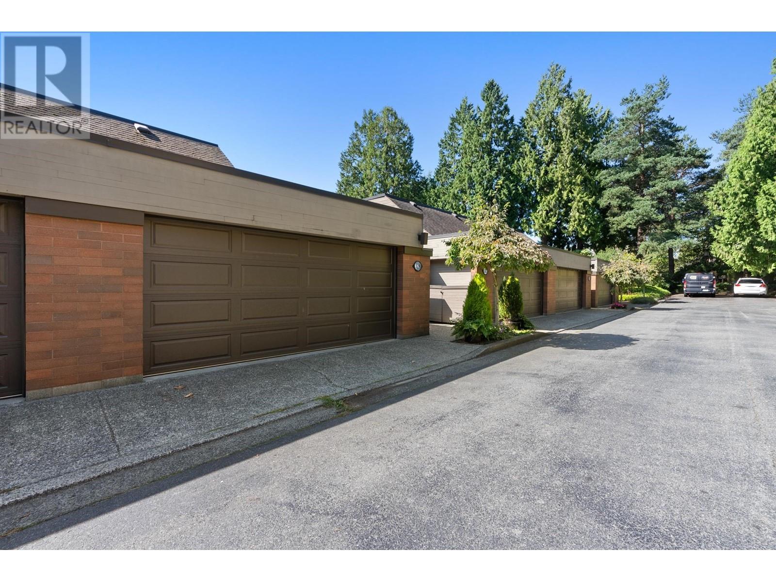 328 Wethersfield Drive, Vancouver, British Columbia  V5X 4N1 - Photo 10 - R2985519