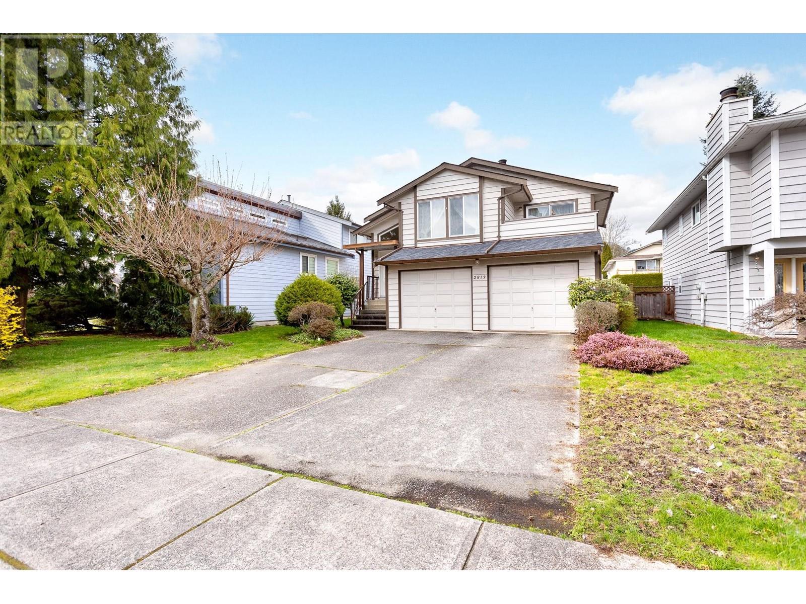 2813 Mccoomb Drive, Coquitlam, British Columbia  V3B 6L2 - Photo 2 - R2985495