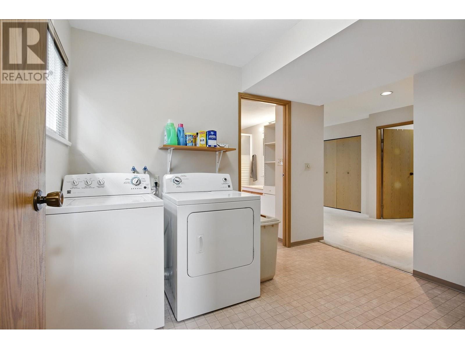 2813 Mccoomb Drive, Coquitlam, British Columbia  V3B 6L2 - Photo 21 - R2985495